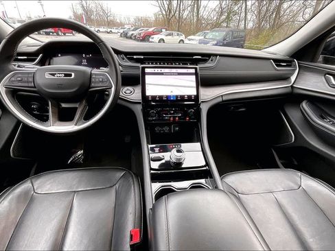 Used 2022 Jeep Grand Cherokee L Limited image 15