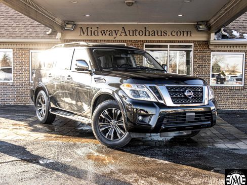 Used 2019 Nissan Armada Platinum w/ Captain's Chairs Package image 3