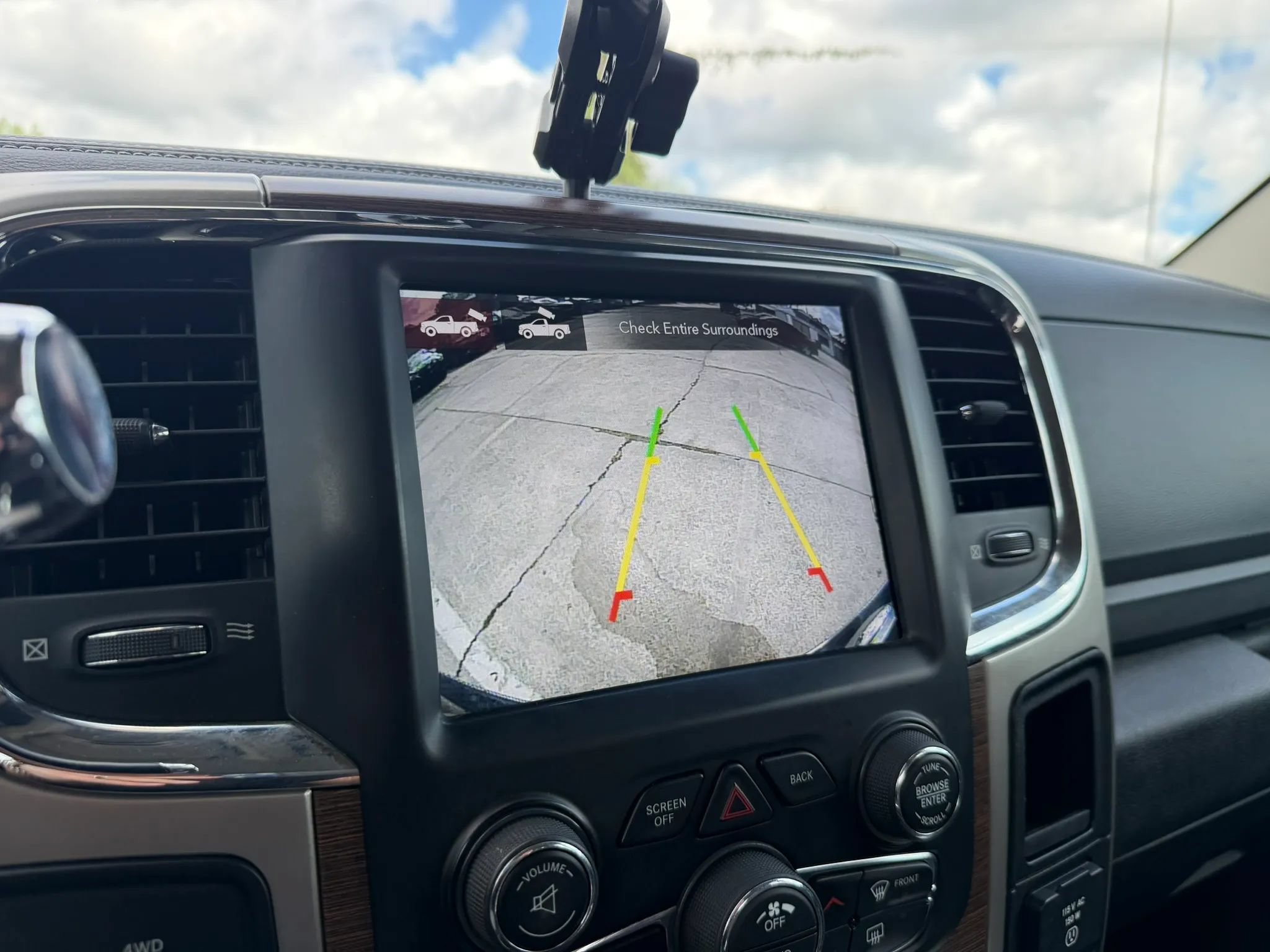 Used 2018 RAM 3500 Laramie AWD/4WD image 16