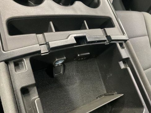 Used 2017 GMC Sierra 2500 SLE w/ SLE Preferred Package image 23