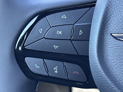 New 2026 Chrysler Pacifica Select image 19