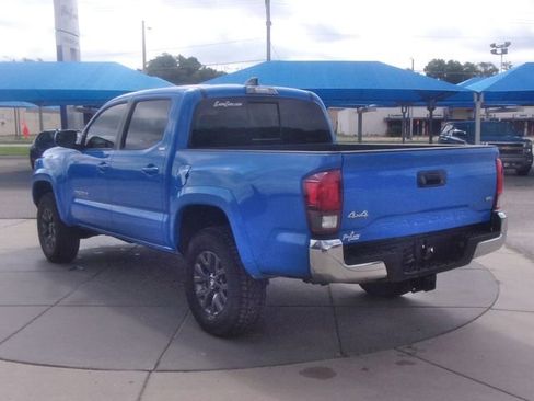 Used 2021 Toyota Tacoma SR5 AWD/4WD image 12
