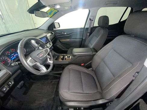 Used 2023 GMC Acadia SLE w/ Driver Convenience Package FWD image 24