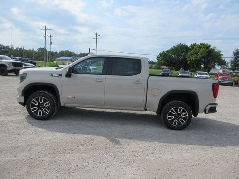 New 2026 GMC Sierra 1500 AT4 w/ AT4 Premium Package AWD/4WD image 10