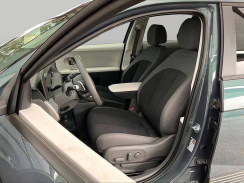 Certified 2026 Hyundai Ioniq 5 SE RWD image 7