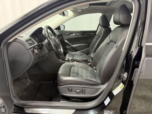 Used 2014 Volkswagen Passat TDI SEL Premium image 14
