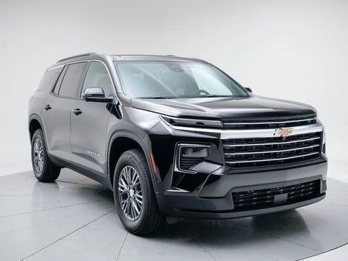 New 2026 Chevrolet Traverse LT w/ Enhanced Driving Package image 11