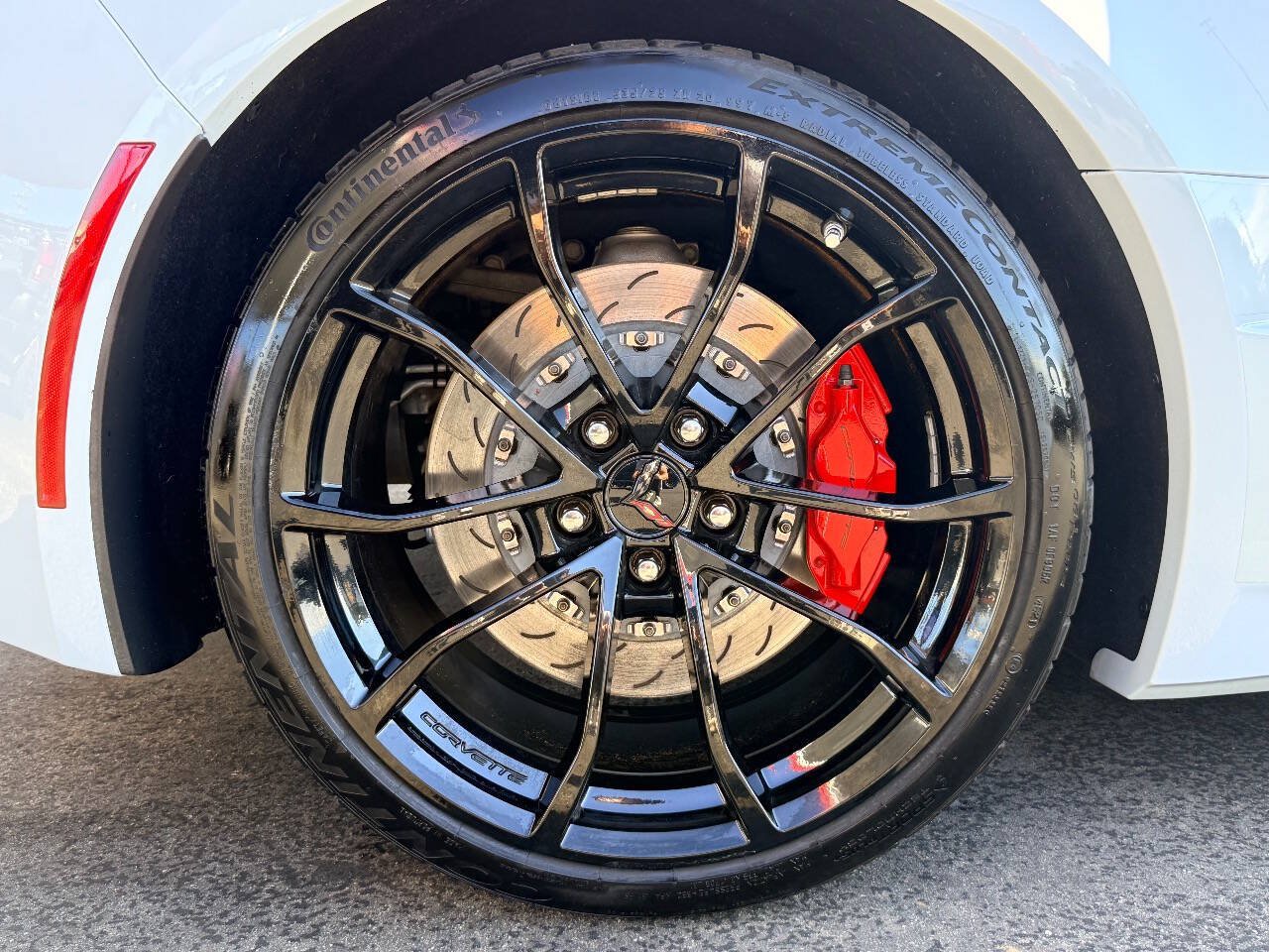 Used 2019 Chevrolet Corvette Grand Sport RWD image 18
