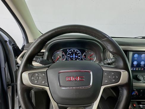 Used 2020 GMC Acadia Denali w/ Trailering Package AWD/4WD image 11