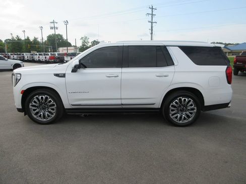 Certified 2023 GMC Yukon Denali Ultimate AWD/4WD image 10