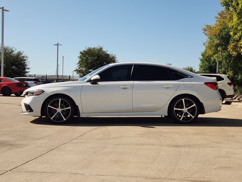 Certified 2022 Honda Civic Touring image 4