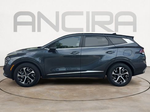Certified 2025 Kia Sportage EX FWD image 5