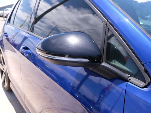 Used 2016 Volkswagen Golf R 4-Door image 19