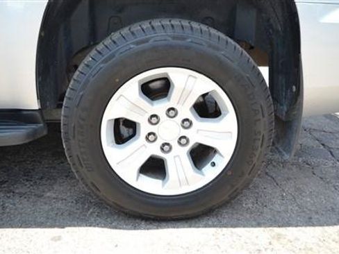 Used 2012 Chevrolet Tahoe LT AWD/4WD image 9