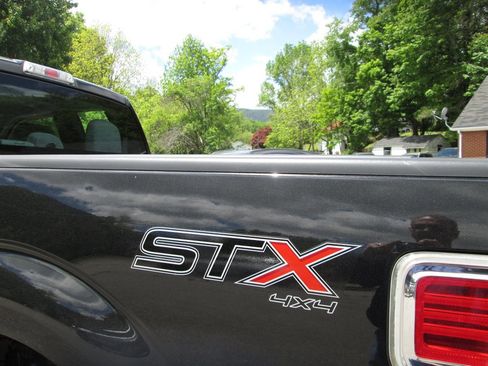 Used 2014 Ford F150 STX w/ Equipment Group 201A Mid AWD/4WD image 9