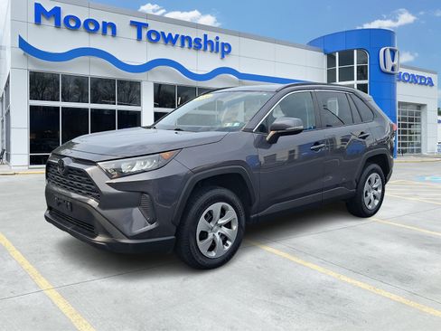 Used 2020 Toyota RAV4 LE w/ All Weather Liner Package AWD/4WD image 3