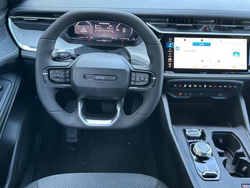 New 2026 Jeep Cherokee Laredo image 11