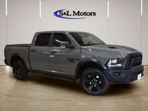 Used 2022 RAM 1500 Classic Warlock w/ Ceramic Grey Warlock Package AWD/4WD image 8