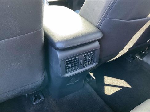 Used 2025 Toyota RAV4 LE AWD/4WD image 39