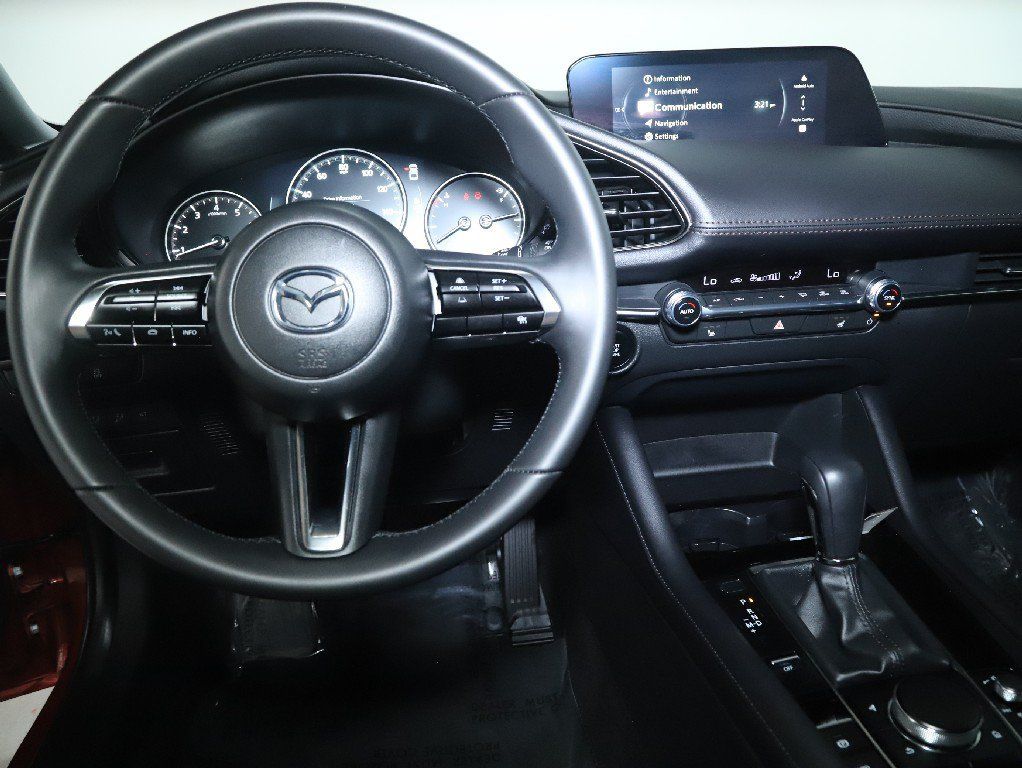 Certified 2025 MAZDA MAZDA3 s FWD image 29