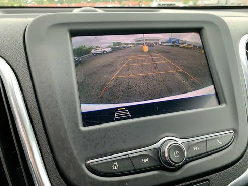 Certified 2021 Chevrolet Equinox LT FWD image 14