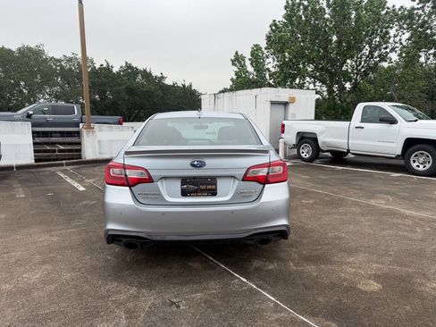 Used 2018 Subaru Legacy 3.6R Limited AWD/4WD image 7
