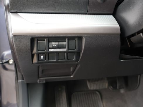 Used 2017 Subaru Outback 2.5i Premium image 17