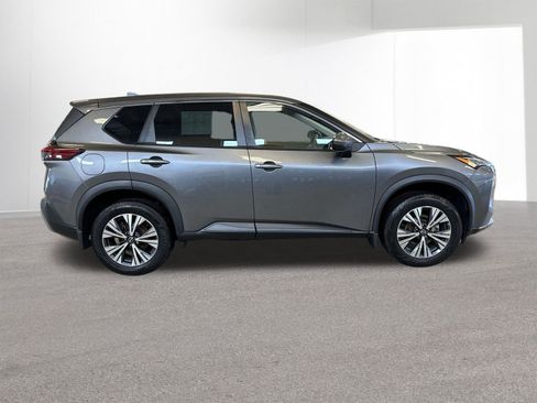 Certified 2022 Nissan Rogue SV image 36