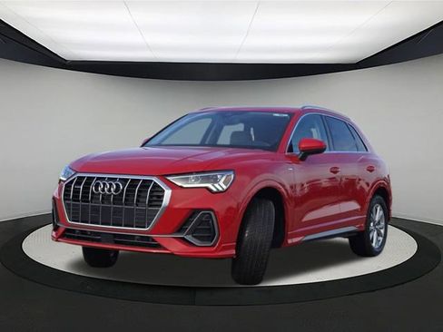 New 2025 Audi Q3 2.0T Premium Plus image 3
