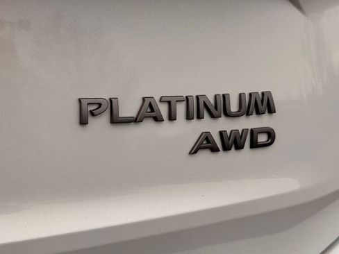 New 2026 Nissan Rogue Platinum w/ Platinum Premium Package AWD/4WD image 16