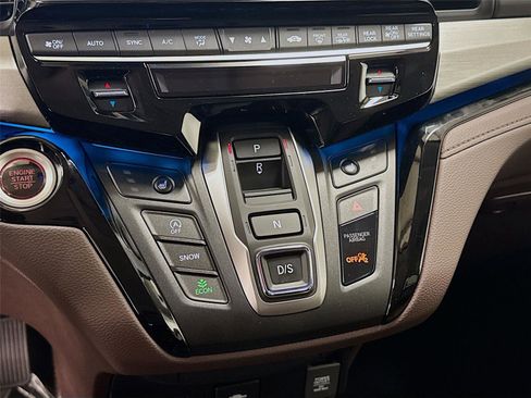 New 2026 Honda Odyssey Touring image 15