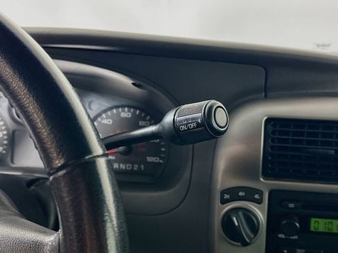 Used 2010 Ford Ranger XLT image 16