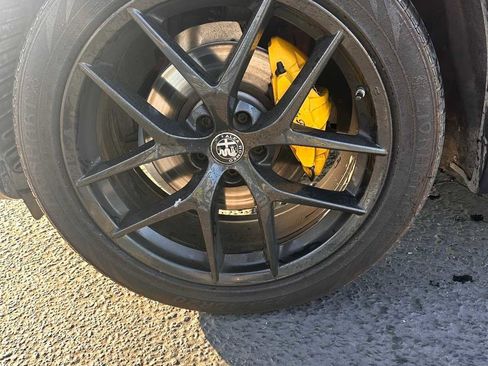 Used 2020 Alfa Romeo Stelvio w/ Nero Edizione image 9