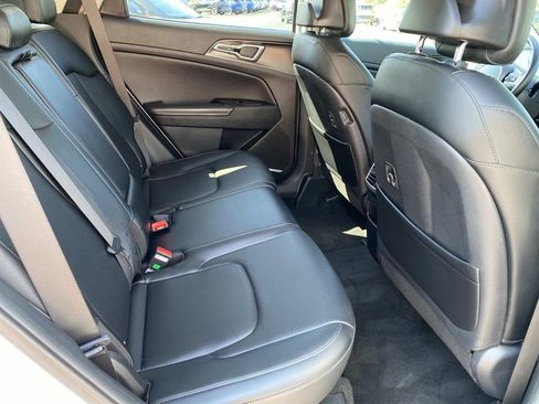 Used 2023 Kia Sportage EX AWD/4WD image 23