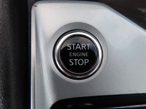 Used 2025 Nissan Altima 2.5 SV FWD image 20