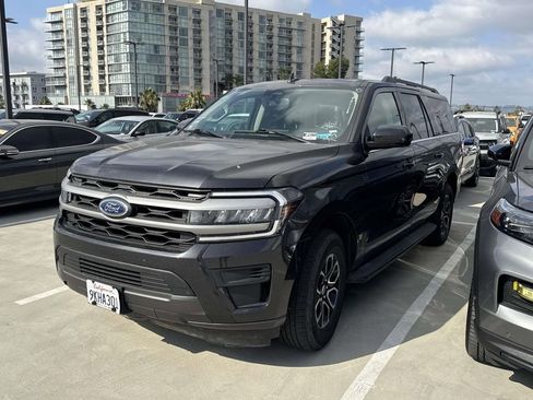 Used 2024 Ford Expedition Max XLT RWD image 9