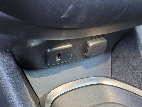 Used 2018 Chevrolet Malibu LT FWD image 26
