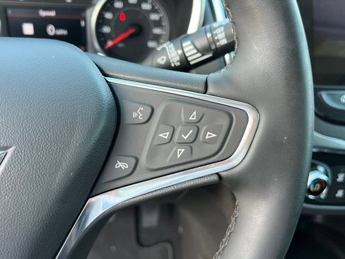 Used 2024 Chevrolet Equinox Premier AWD/4WD image 30