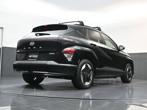 Certified 2024 Hyundai Kona SEL FWD image 23