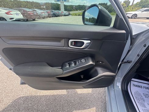 Used 2024 Honda Civic Sport image 11