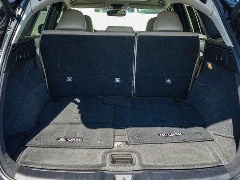 Used 2019 INFINITI QX50 Luxe w/ Protection Package image 25