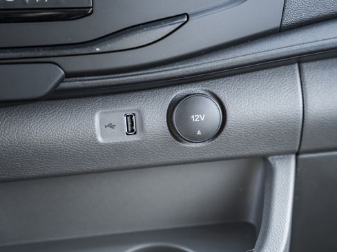 New 2026 Ford Transit 250 148 Medium Roof image 22