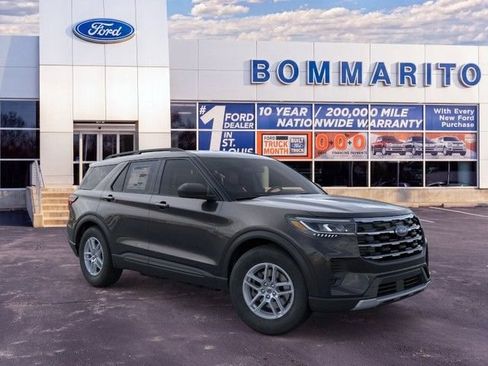 New 2026 Ford Explorer Active AWD/4WD image 7