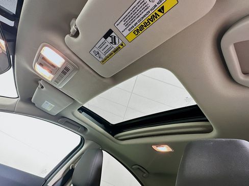 Used 2021 Honda HR-V EX image 24