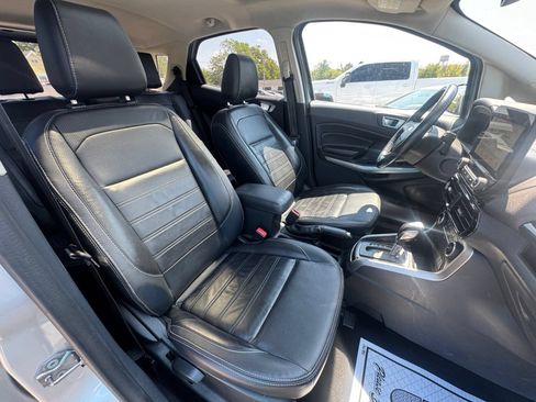 Used 2018 Ford EcoSport Titanium w/ Titanium Cold Weather Package AWD/4WD image 33