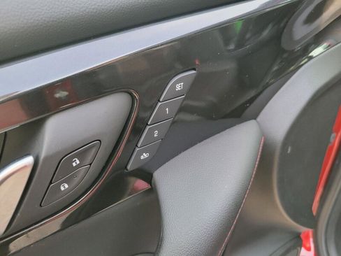 Used 2022 Chevrolet Blazer RS w/ Enhanced Convenience Package image 26