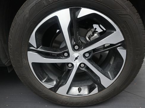 Used 2025 Chevrolet Trax RS w/ Driver Confidence Package FWD image 10