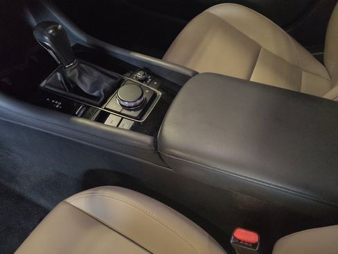 Used 2020 MAZDA MAZDA3 AWD Sedan w/ Preferred Package image 26