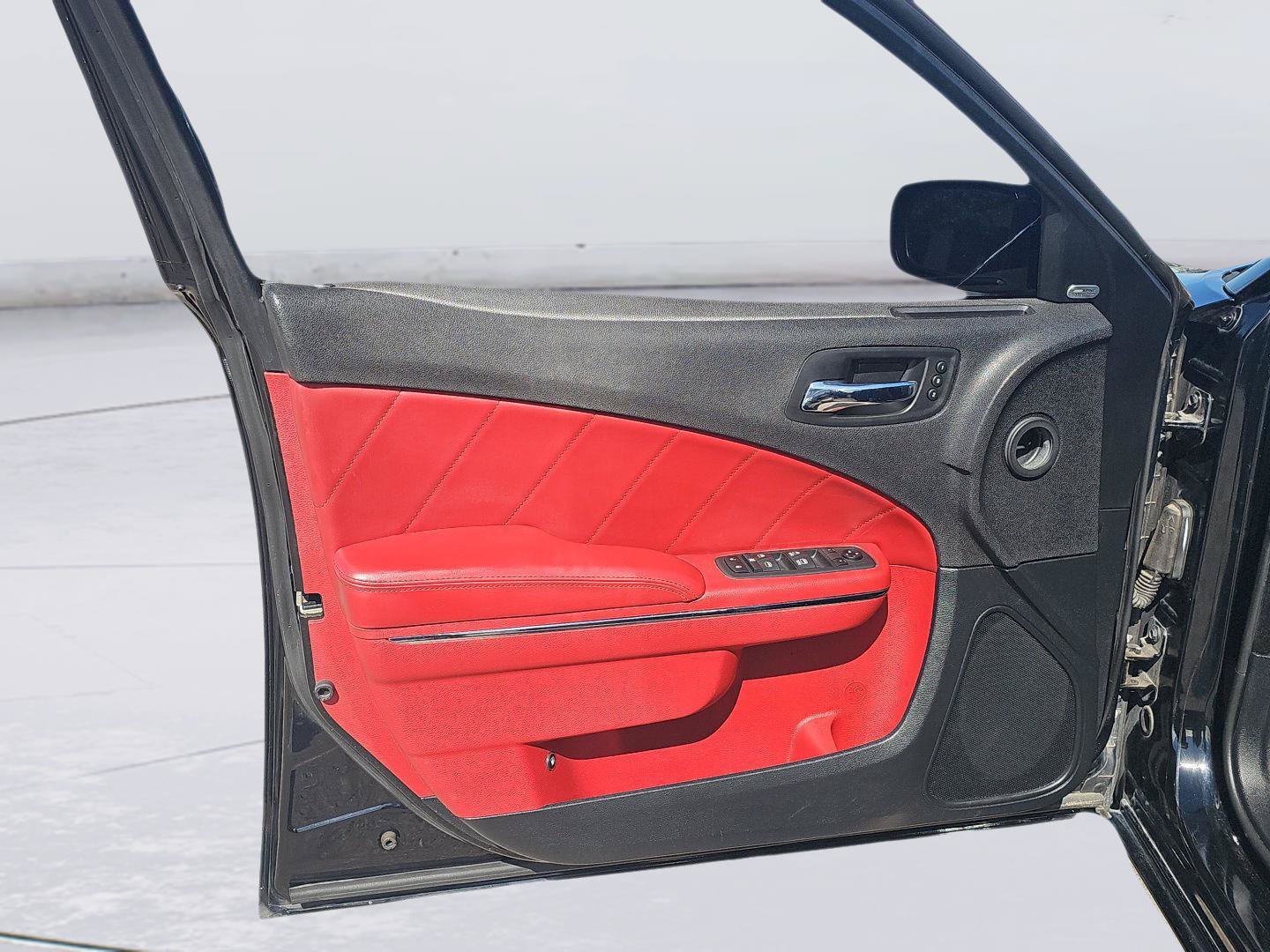 Used 2014 Dodge Charger R/T RWD image 12