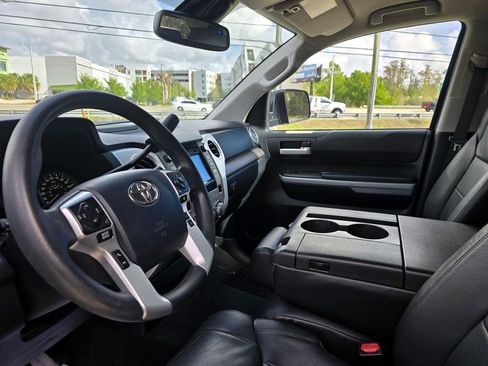 Used 2019 Toyota Tundra SR5 image 18